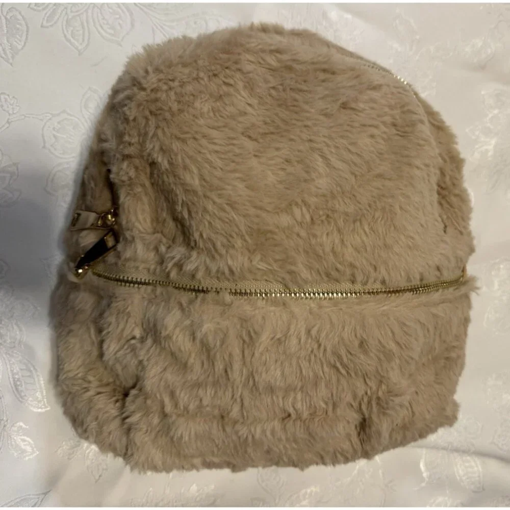Faux Fur Furry 12